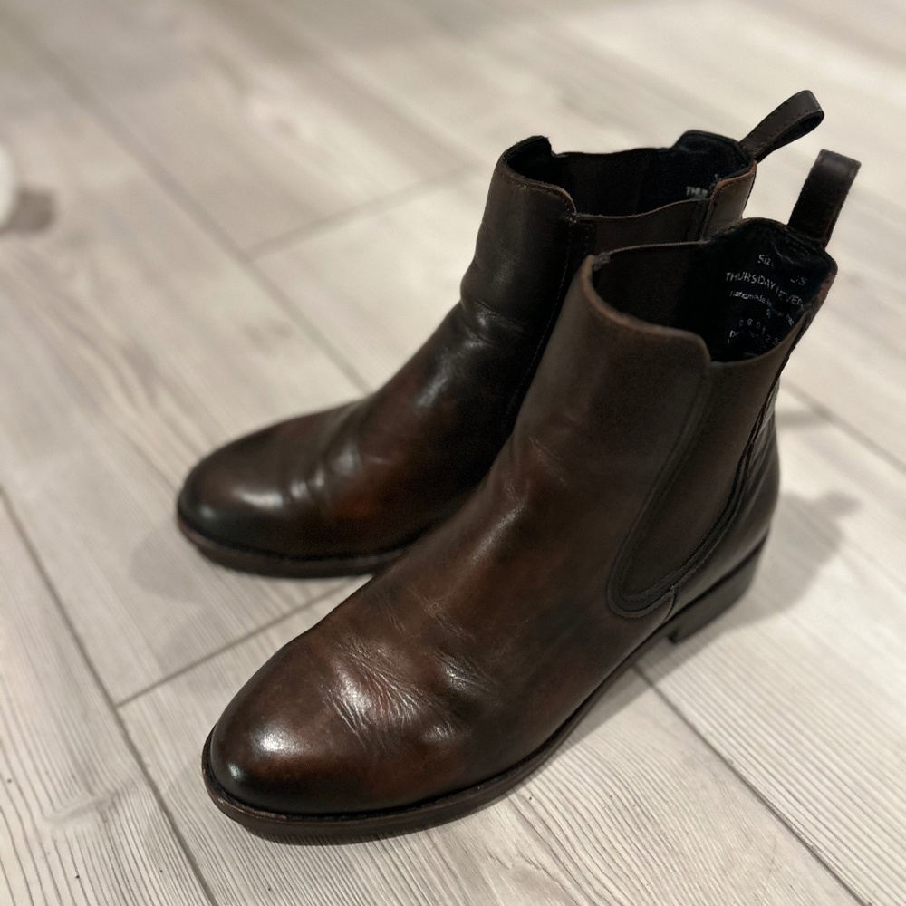 Thursday Duchess Chelsea Boots in Black Coffee - Women's Size 7 - Picture 6 of 9